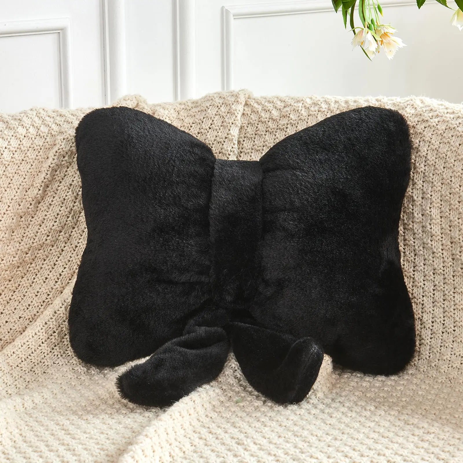 Bow Pillow