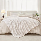 3D Bubble Plush Blankets