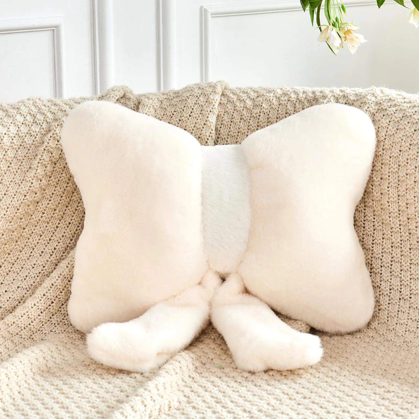 Bow Pillow